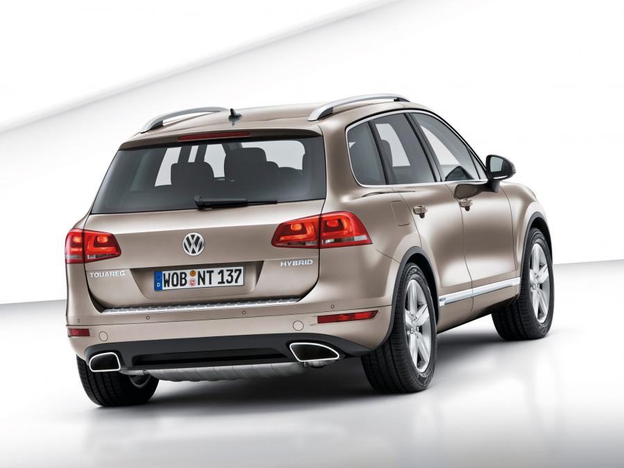  Volkswagen Touareg Hybrid 2010 года  (фото 3 из 17)